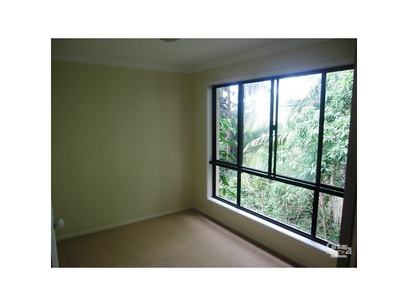136 Stanley Terrace, Taringa QLD 4068