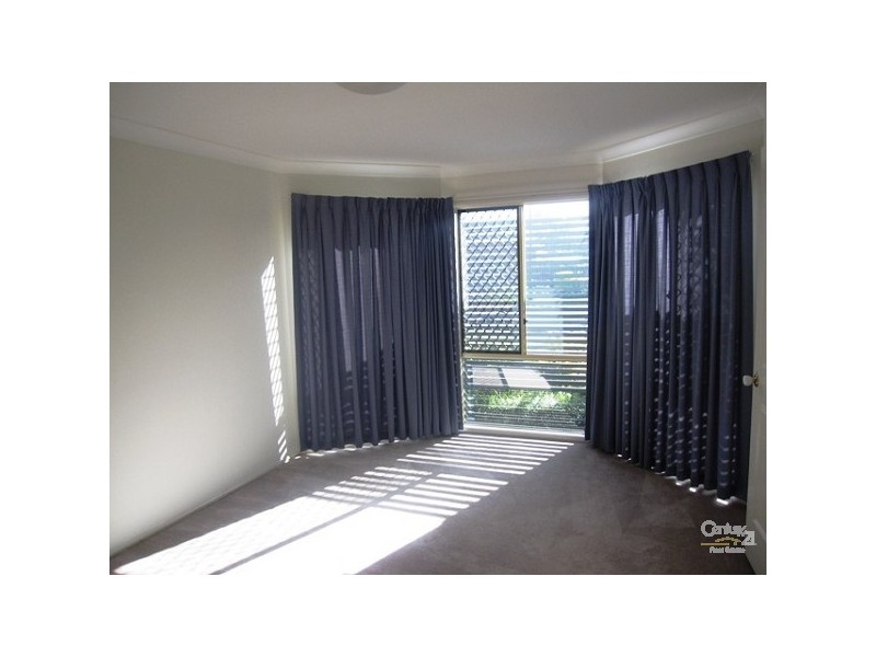 6 Volterra Place, Moggill QLD 4070