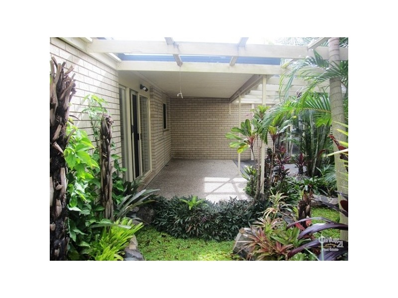 6 Volterra Place, Moggill QLD 4070