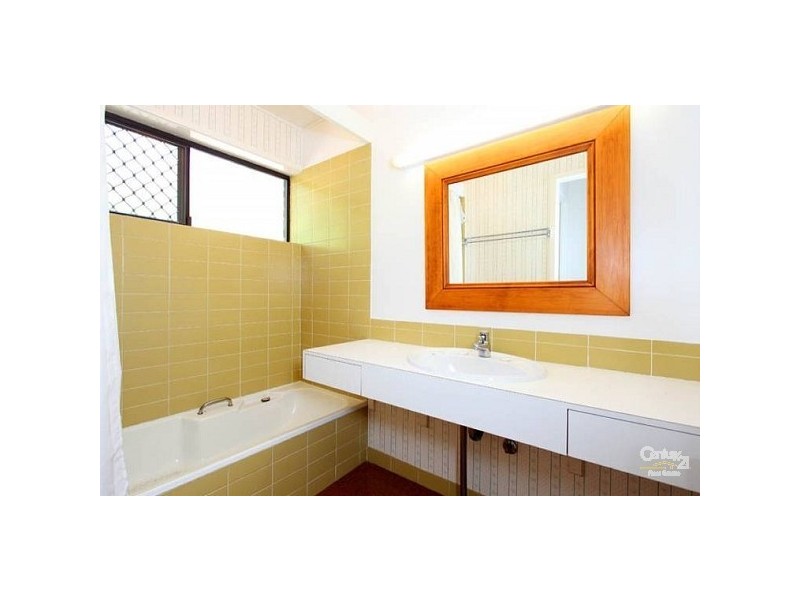 16 Norman Street, Fig Tree Pocket QLD 4069