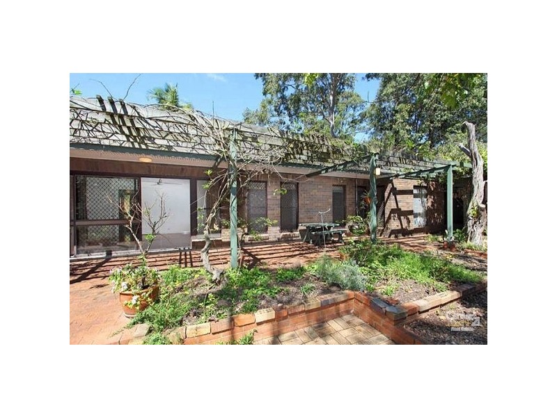 16 Norman Street, Fig Tree Pocket QLD 4069