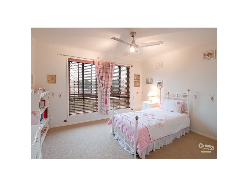 85 Selkirk Street, Upper Kedron QLD 4055