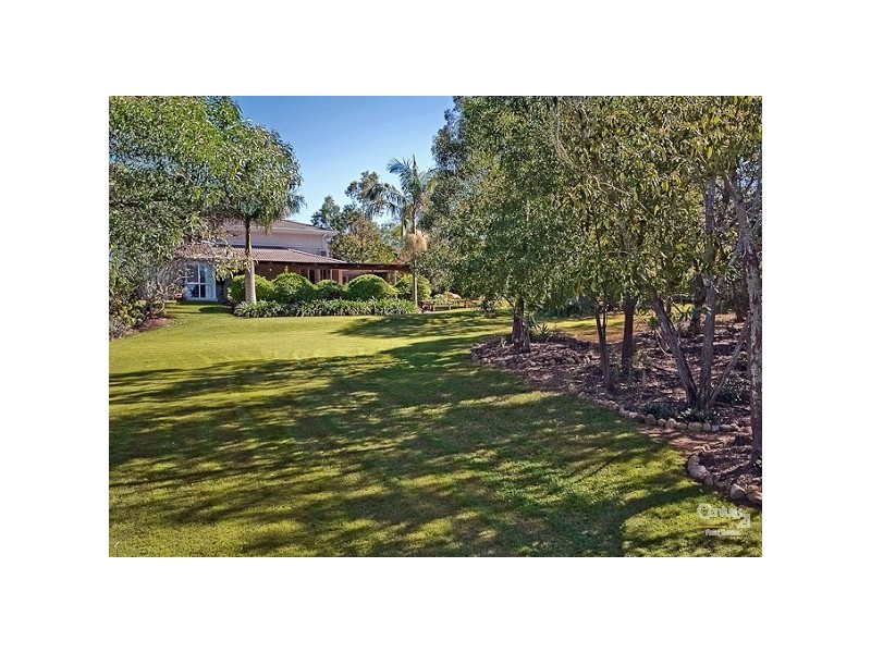 73 Gibson Crescent, Bellbowrie QLD 4070