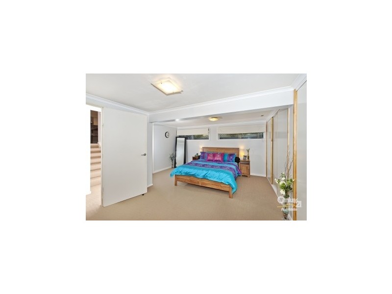 27 Moorfields Street, Fig Tree Pocket QLD 4069