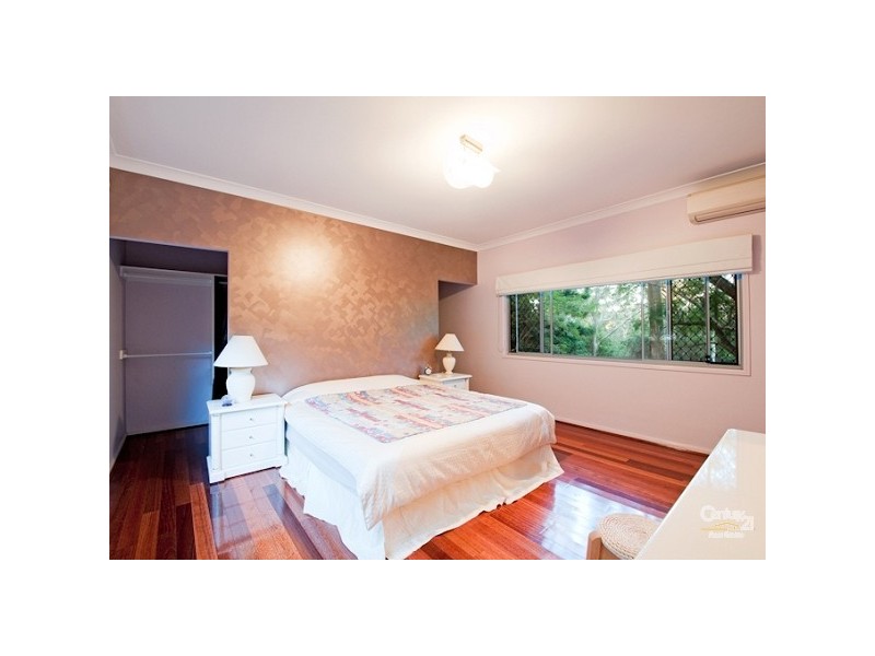 36 Greentrees Avenue, Kenmore Hills QLD 4069