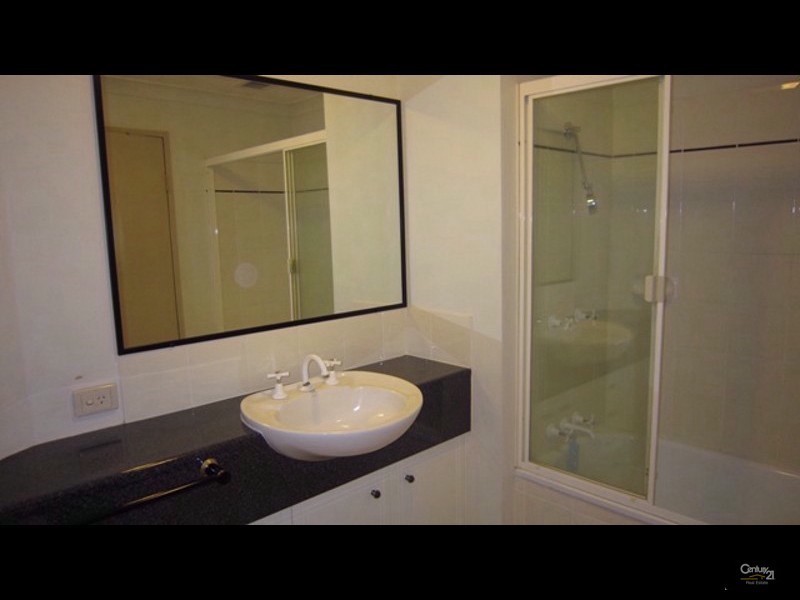 15/58 Swann Road, Taringa QLD 4068