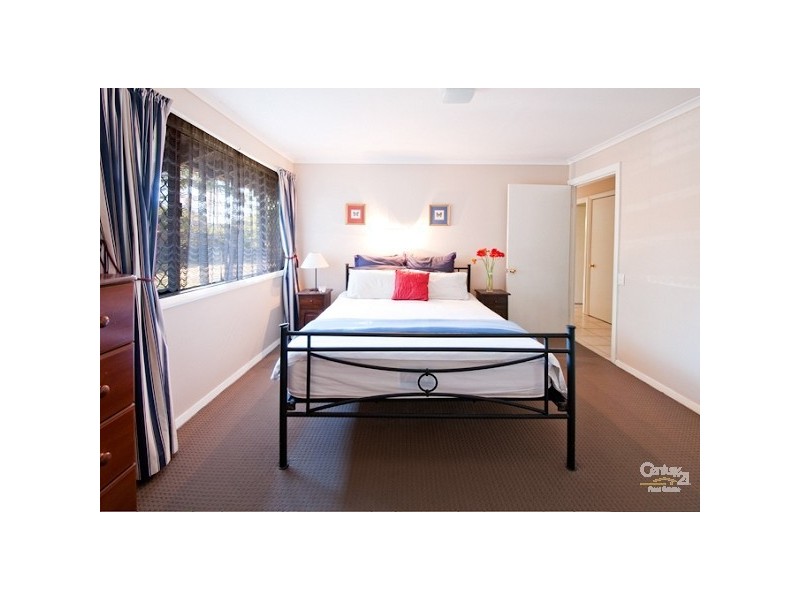 42 Montanus Drive, Bellbowrie QLD 4070