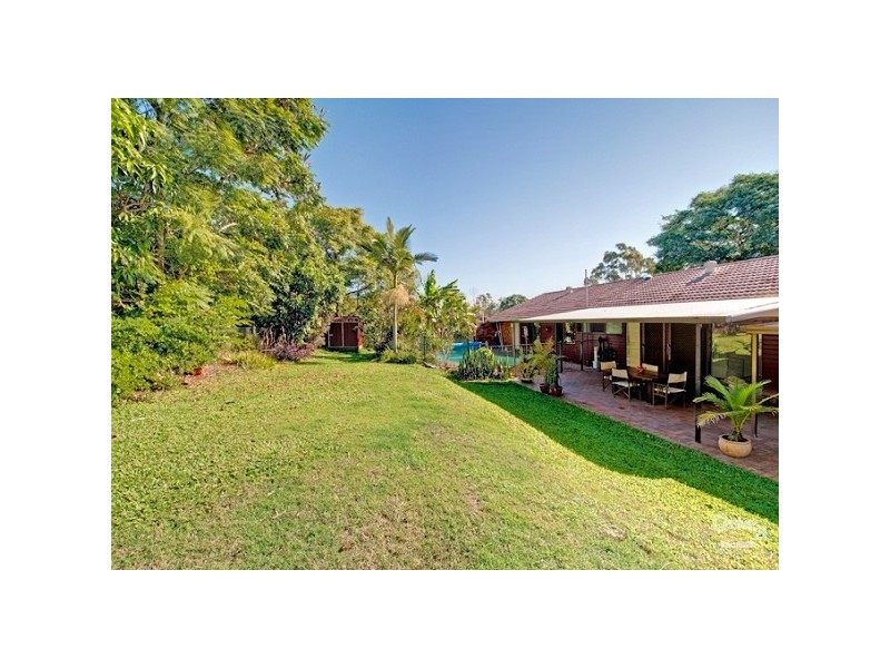 42 Montanus Drive, Bellbowrie QLD 4070