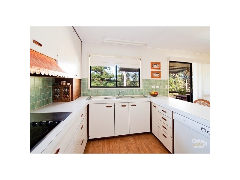 3 Dyer Street, Chapel Hill QLD 4069