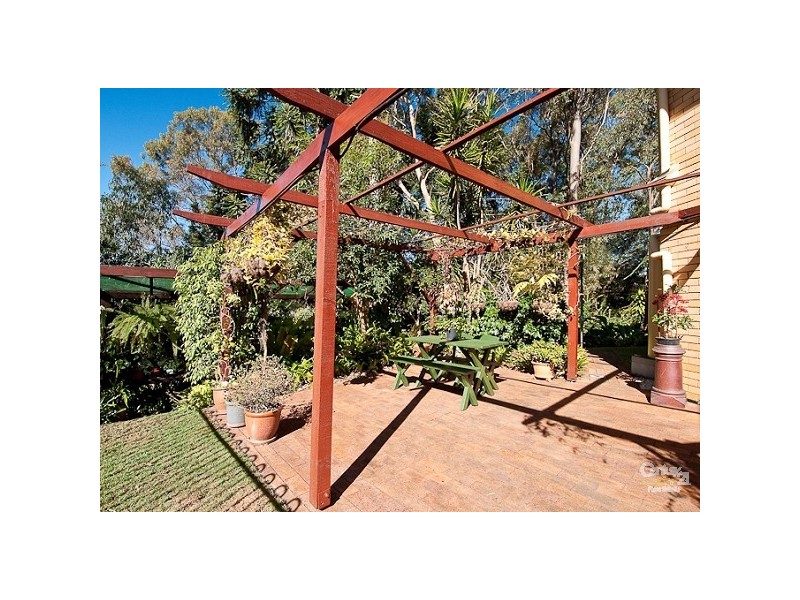 3 Dyer Street, Chapel Hill QLD 4069