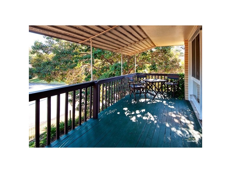 2 Caber Street, Kenmore QLD 4069