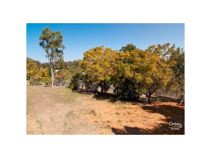 77 Parasol Street, Bellbowrie QLD 4070