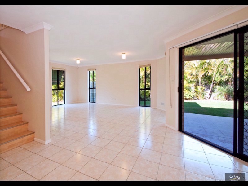 10 Creswick Place, Bellbowrie QLD 4070