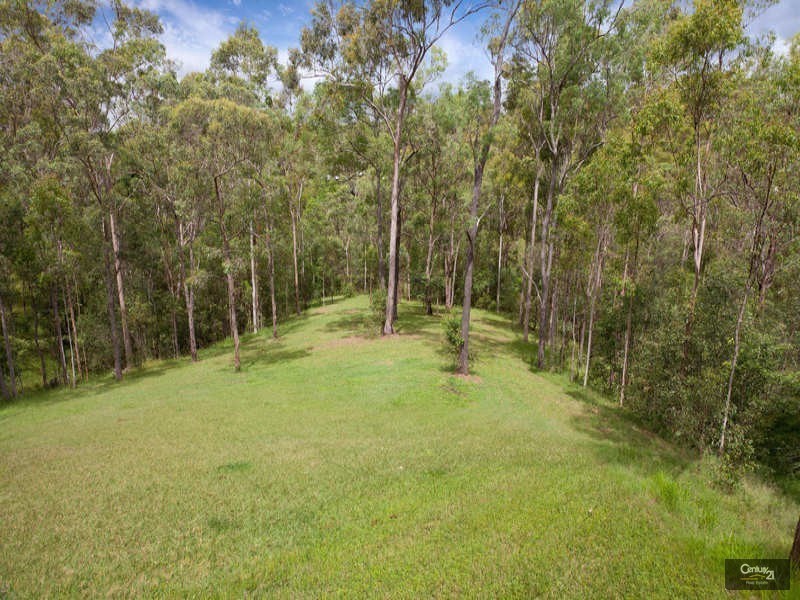 412 George Holt Drive, Mount Crosby QLD 4306