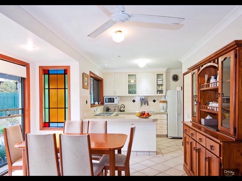 14 Marica Street, Bellbowrie QLD 4070