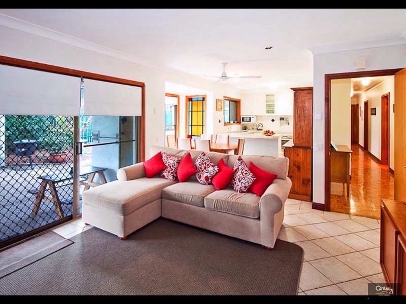 14 Marica Street, Bellbowrie QLD 4070