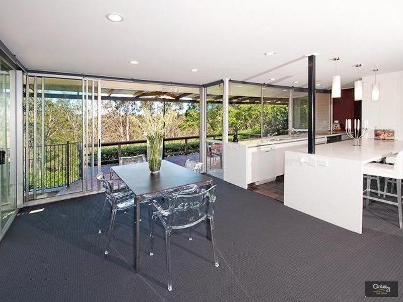 57 Woodfield Road, Pullenvale QLD 4069