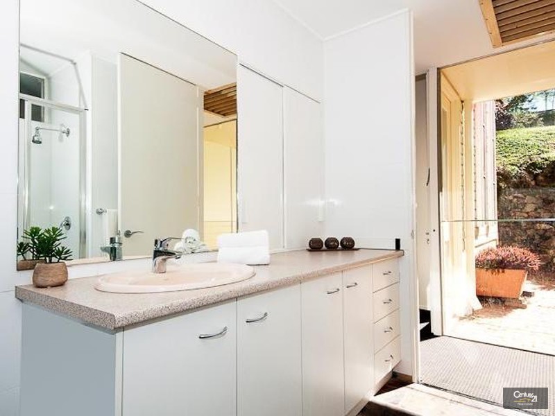 57 Woodfield Road, Pullenvale QLD 4069