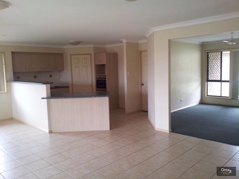 7 Regency Crescent, Moggill QLD 4070