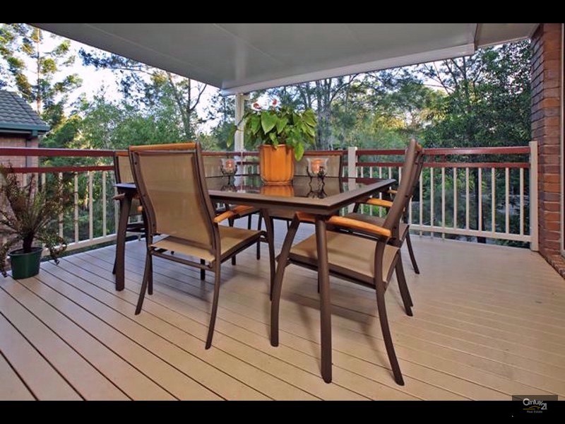 4/60 Gubberley Street, Kenmore QLD 4069