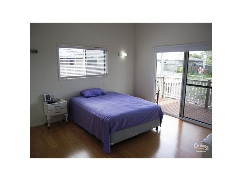 8 Stanaway Place, Bellbowrie QLD 4070