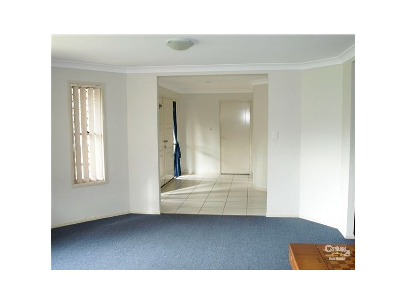 28 Salubris Place, Moggill QLD 4070