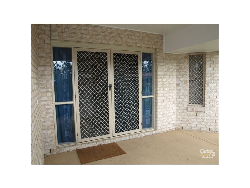 28 Salubris Place, Moggill QLD 4070