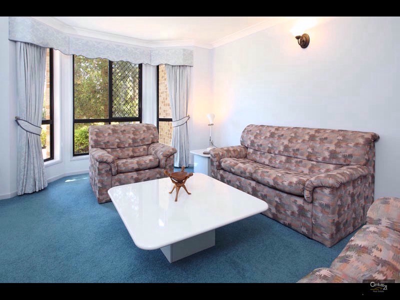 5 Pioneer Crescent, Bellbowrie QLD 4070