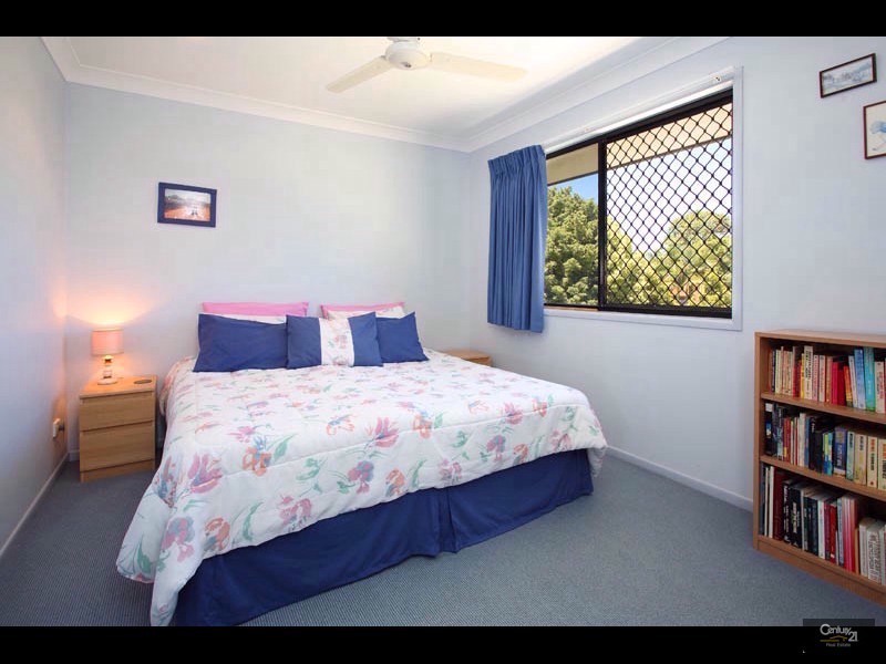 5 Pioneer Crescent, Bellbowrie QLD 4070