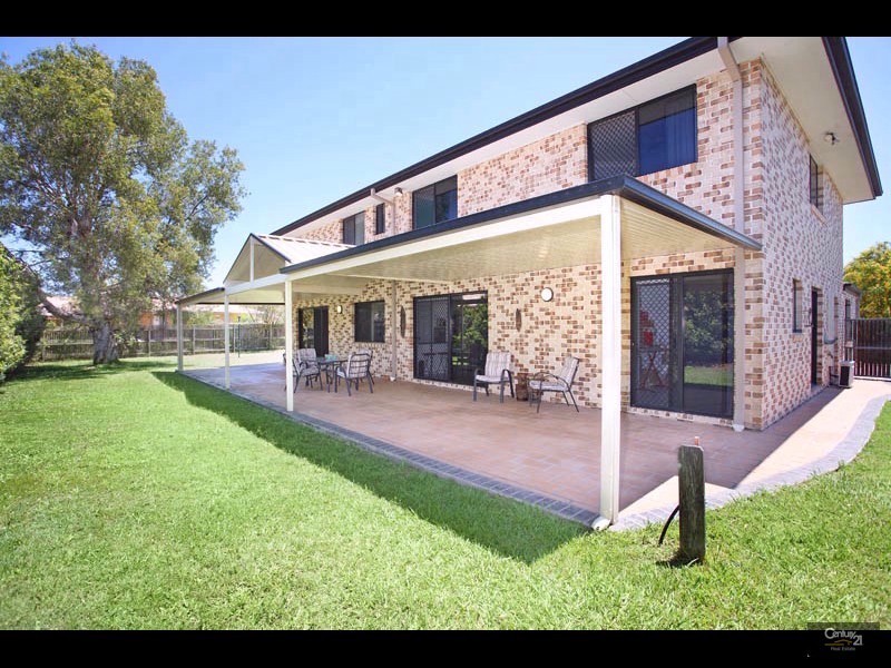 5 Pioneer Crescent, Bellbowrie QLD 4070