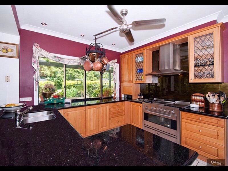 72 Riversleigh Road, Bellbowrie QLD 4070