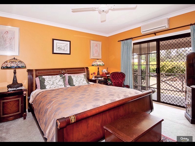 72 Riversleigh Road, Bellbowrie QLD 4070