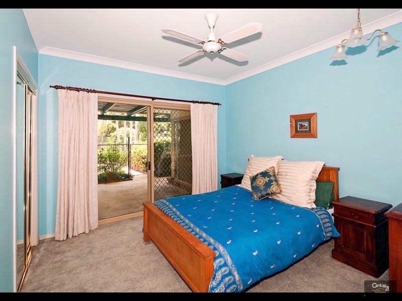 72 Riversleigh Road, Bellbowrie QLD 4070