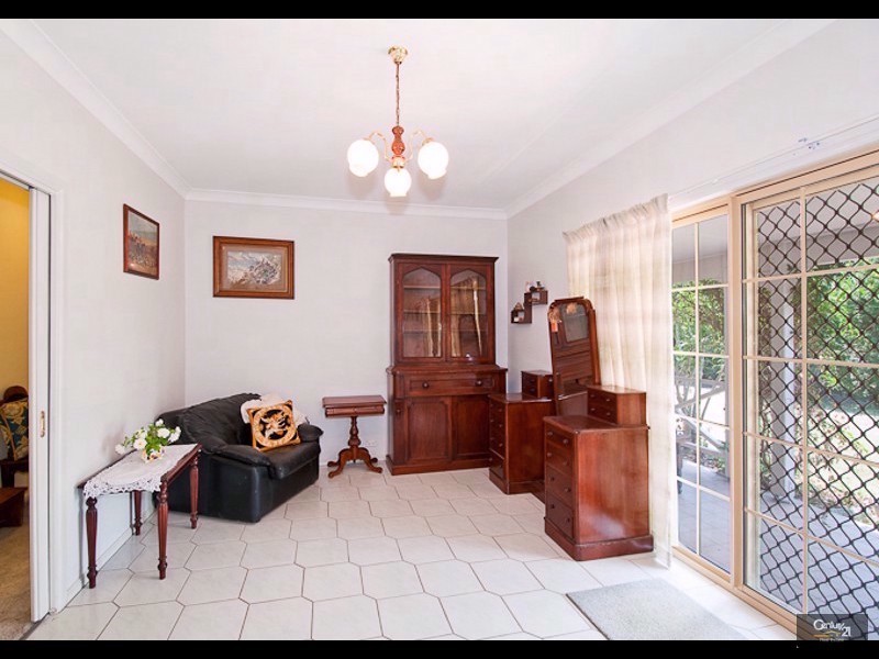 72 Riversleigh Road, Bellbowrie QLD 4070