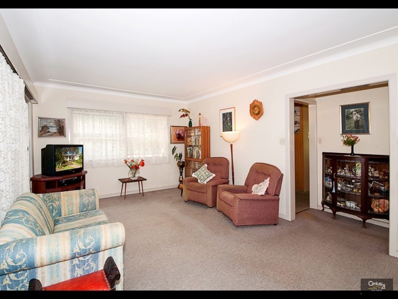 38 Currong Street, Kenmore QLD 4069