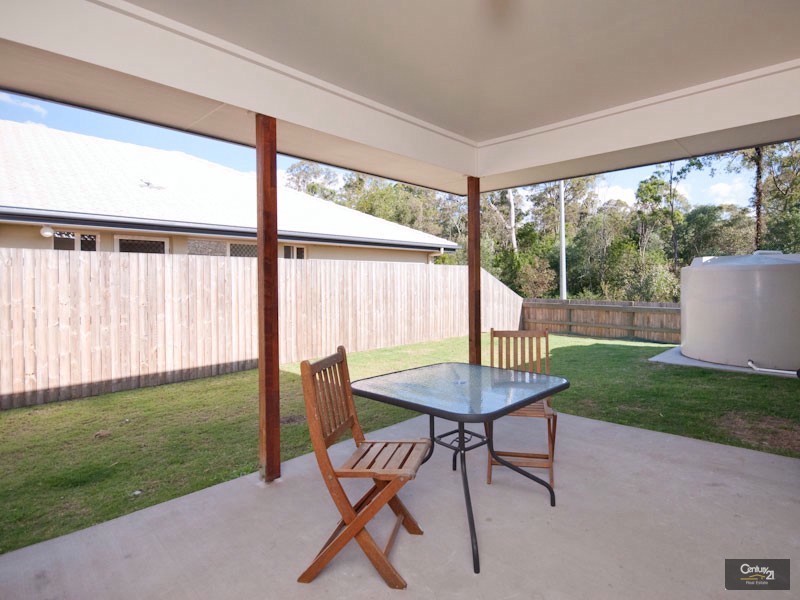 11 Eucalypt Place, Anstead QLD 4070