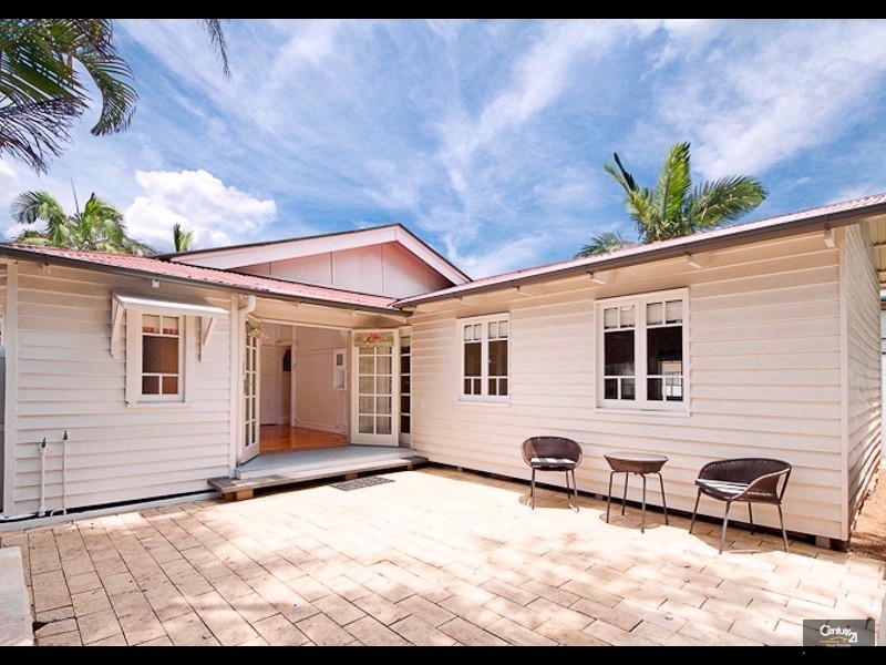 34 Ward Street, Indooroopilly QLD 4068