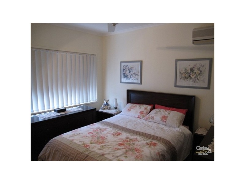 23 Fuelling Street, Chapel Hill QLD 4069