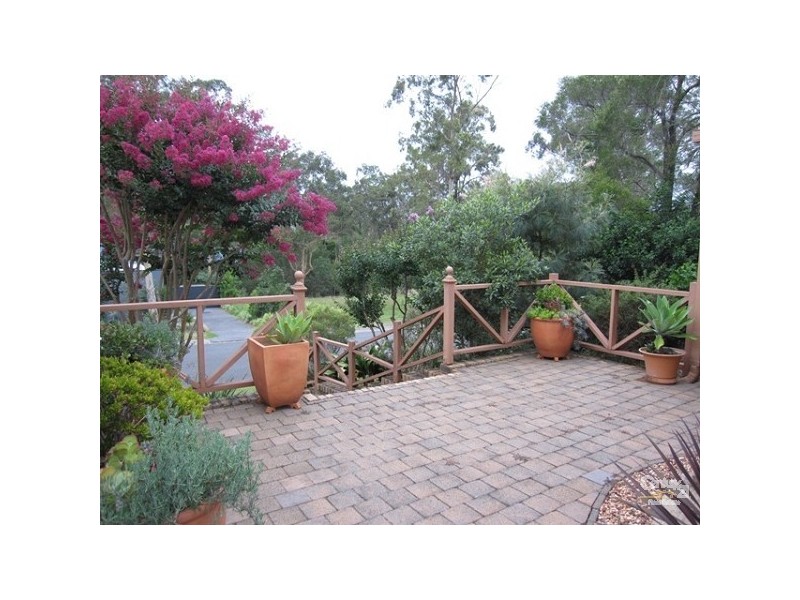 23 Fuelling Street, Chapel Hill QLD 4069