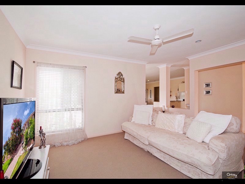 13 Stanaway Place, Bellbowrie QLD 4070