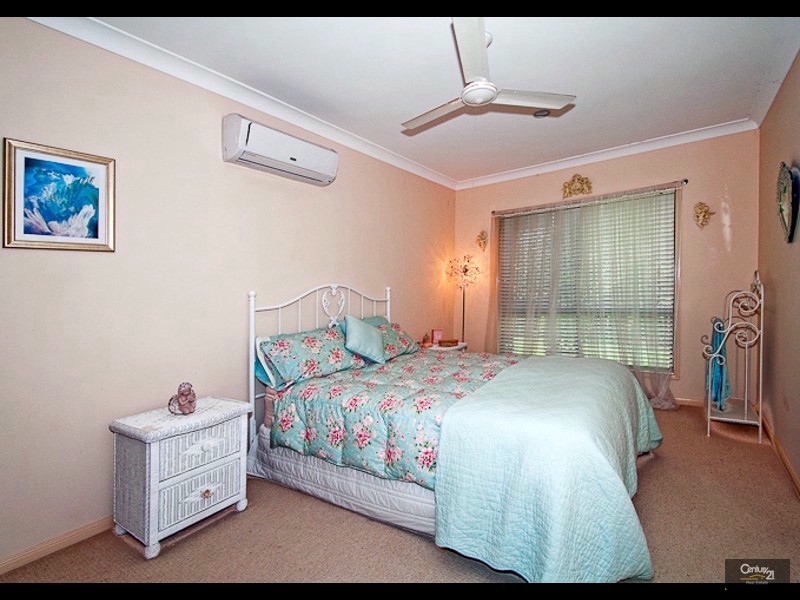 13 Stanaway Place, Bellbowrie QLD 4070