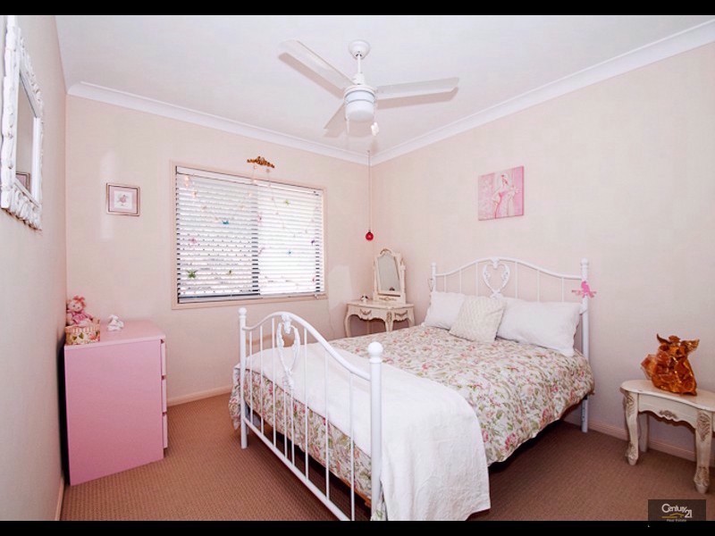 13 Stanaway Place, Bellbowrie QLD 4070