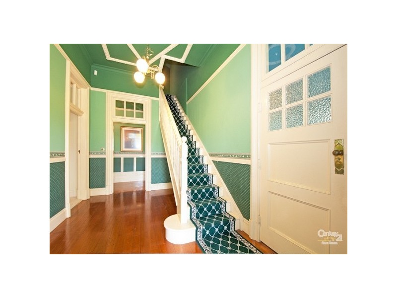 10 Upper Brookfield Road, Brookfield QLD 4069