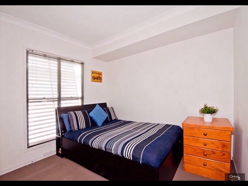 28 Norman Street, Taringa QLD 4068