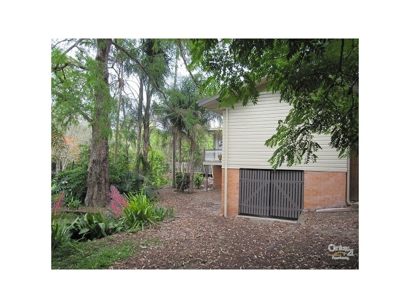 5 Bingham Street, Kenmore QLD 4069