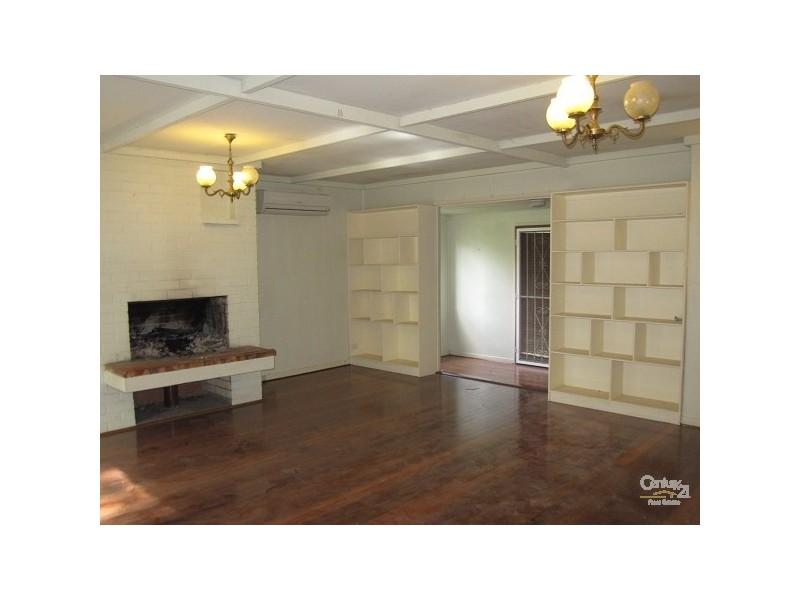5 Bingham Street, Kenmore QLD 4069