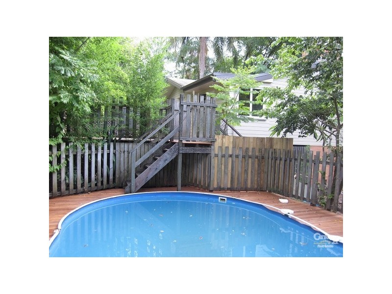 5 Bingham Street, Kenmore QLD 4069