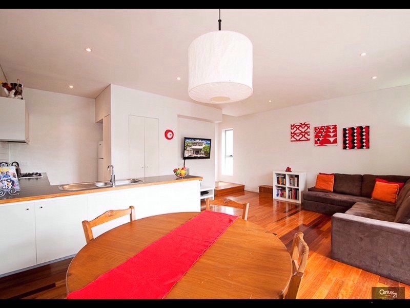 2/87 Sherwood Road, Toowong QLD 4066