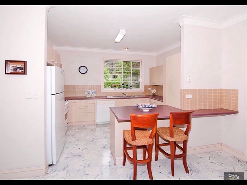 12 Kobada Street, Taringa QLD 4068