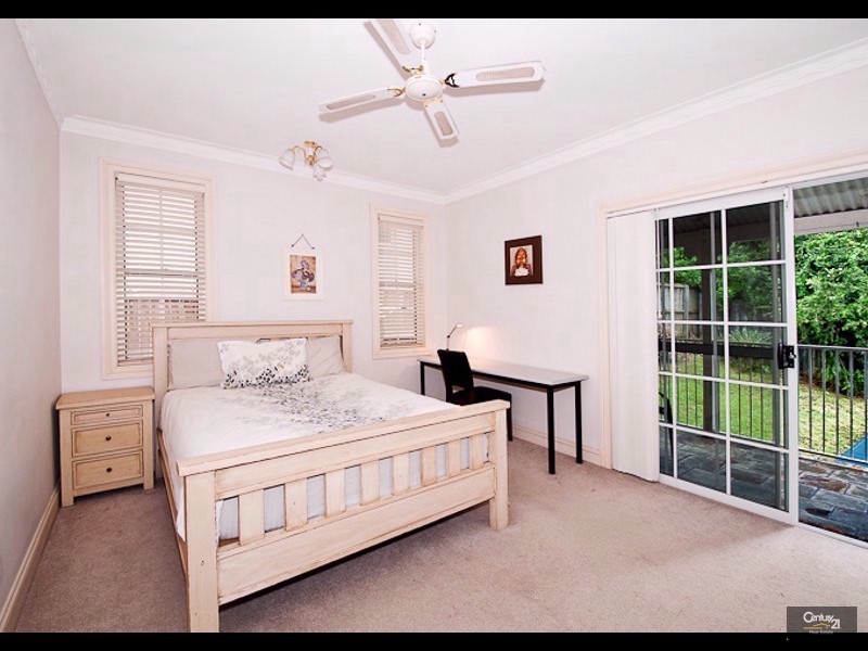 12 Kobada Street, Taringa QLD 4068